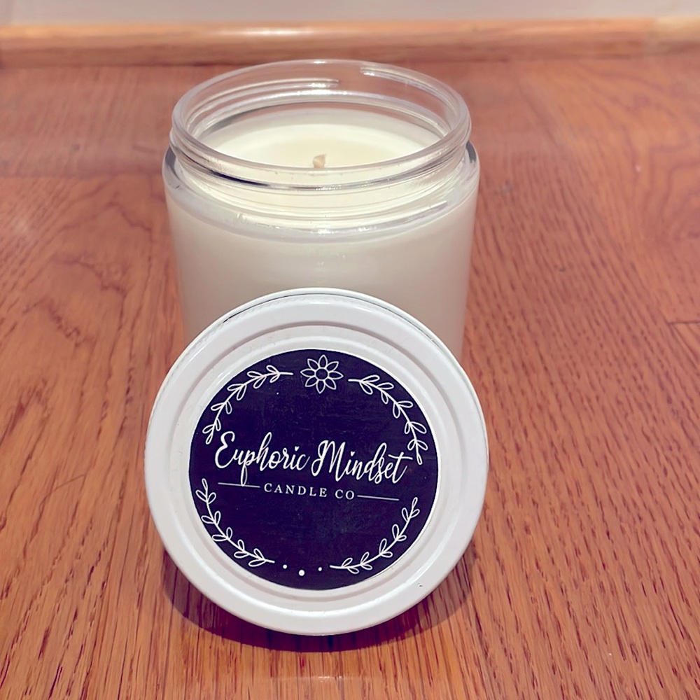 One Breezy Scented Candle